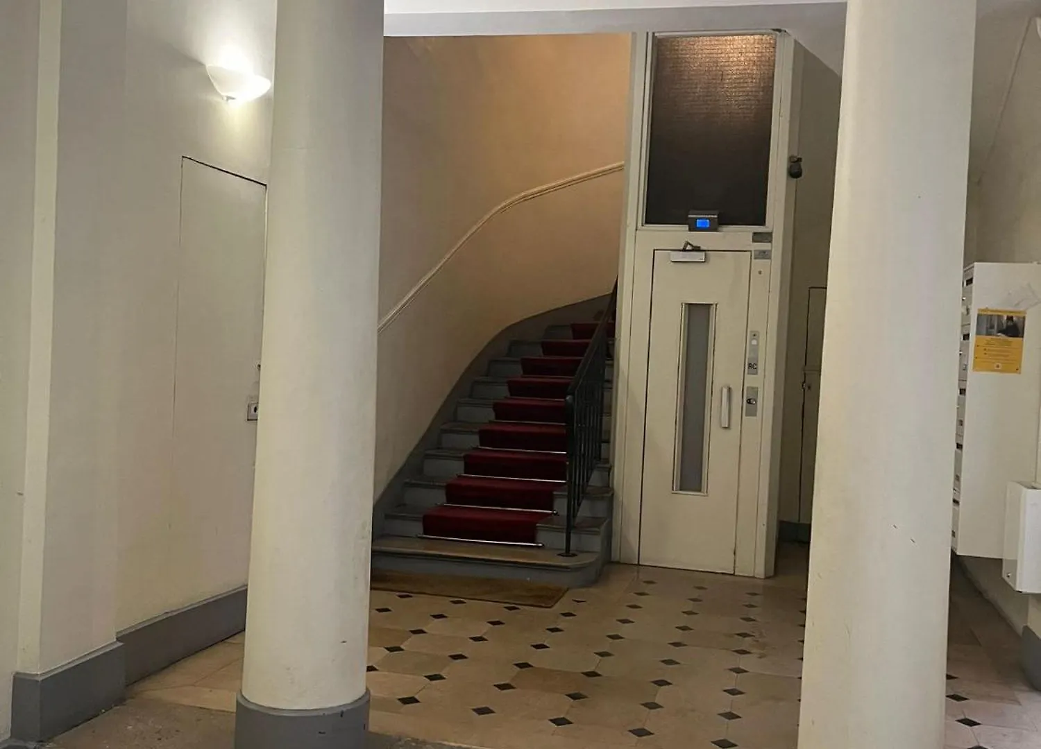Cosy Opera With Lift Ascenseur Apartment